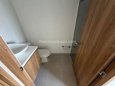 Apartamento de 3 alcobas en venta en Niquia, Bello, 54 m² · foto 9 de 12