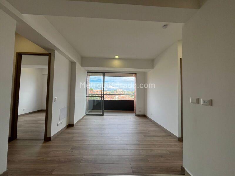 Apartamento en Arriendo, San Nicolas, Rionegro - 2