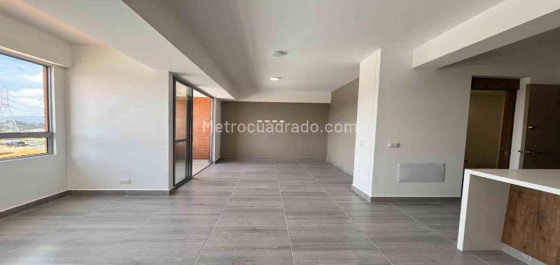 Apartamento en Arriendo, San Nicolas, Rionegro - 2