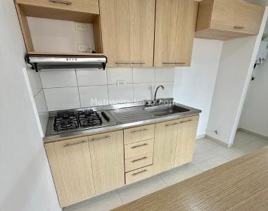 Apartamento de 3 alcobas en venta en Amazonia, Bello, 67 m² · foto 3 de 11