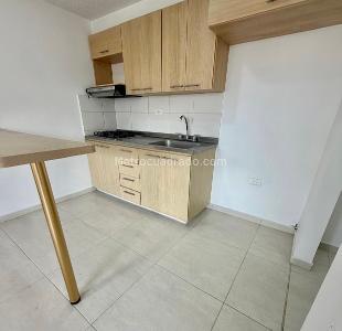 Apartamento de 3 alcobas en venta en Amazonia, Bello, 67 m² · foto 4 de 11