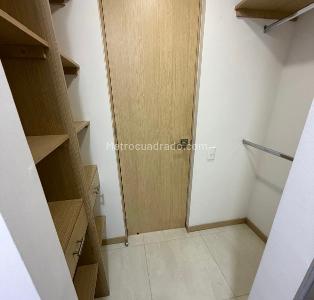 Apartamento de 3 alcobas en venta en Amazonia, Bello, 67 m² · foto 7 de 11