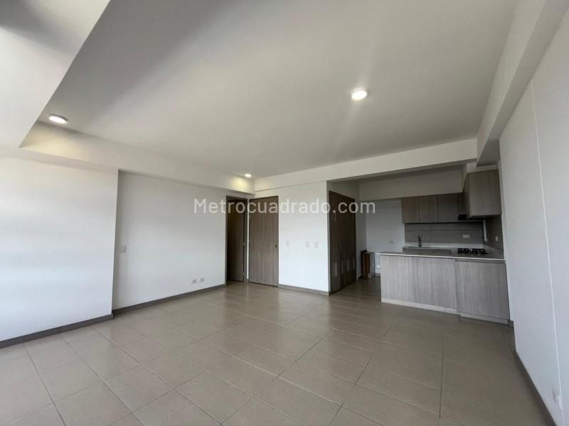 3BR Apartment in San Nicolas (78 m²) - 3