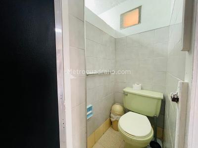 Casa de 3 alcobas en venta en La Floresta, Medellín, 82 m² · foto 16 de 20