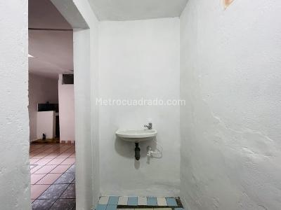 Casa de 3 alcobas en venta en La Floresta, Medellín, 82 m² · foto 17 de 20