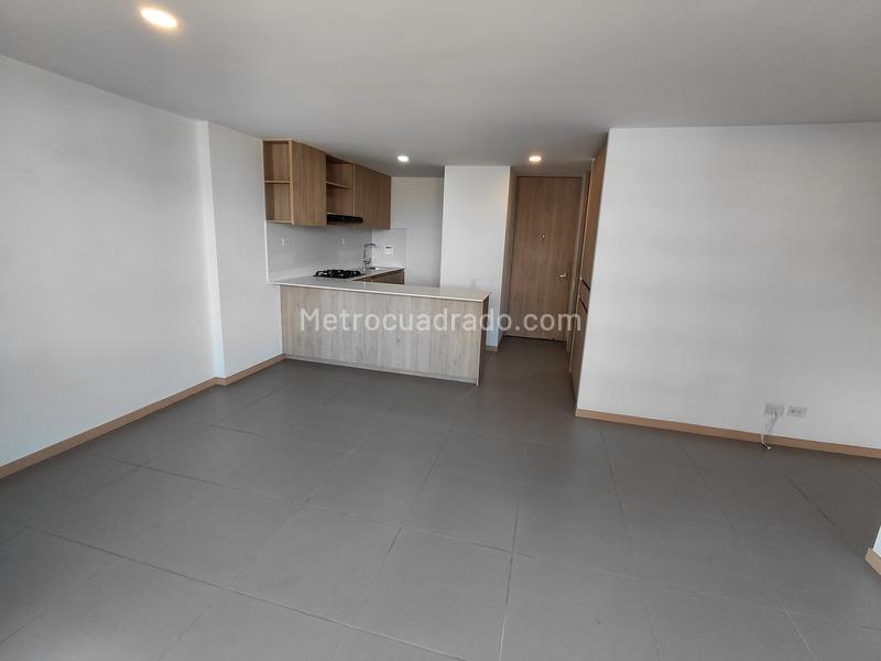 Modern 2BR Apartment in Guayabal - 2