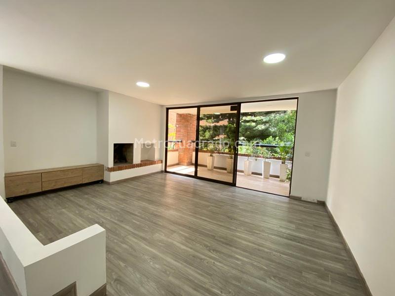 Spacious 4BR Apartment in El Poblado