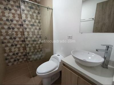 Apartamento de 1 alcoba en arriendo en La Castellana, Medellín, 134 m² · foto 15 de 16