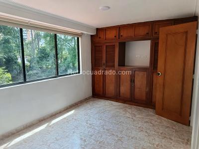 Apartamento de 2 alcobas en arriendo en El Poblado, Medellín, 175 m² · foto 4 de 14