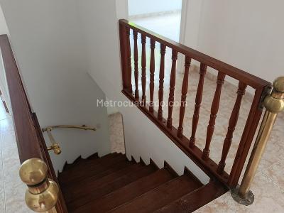 Apartamento de 2 alcobas en arriendo en El Poblado, Medellín, 175 m² · foto 6 de 14