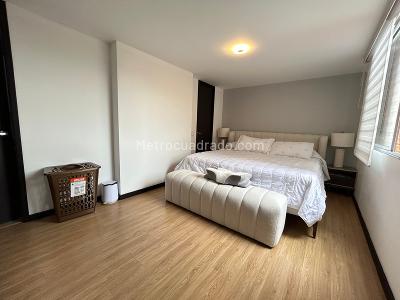 Apartamento de 3 alcobas en arriendo en Loma De Las Brujas, Envigado, 116 m² · foto 4 de 13