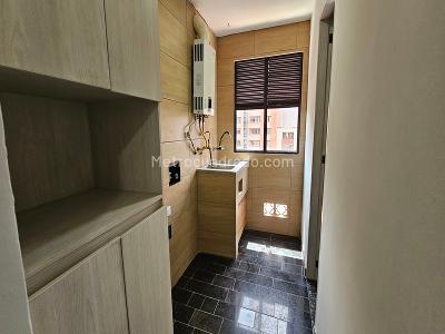 Apartamento de 2 alcobas en arriendo en Laureles, Medellín, 120 m² · foto 11 de 11