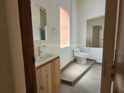 Apartamento de 2 alcobas en arriendo en Laureles, Medellín, 120 m² · foto 8 de 11