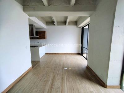 Apartaestudio en arriendo en El Poblado, Medellín, 52 m² · foto 8 de 20