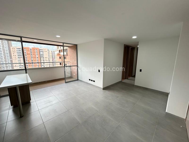 Modern 3BR Apartment for Rent in Bello (Barrio Obrero)