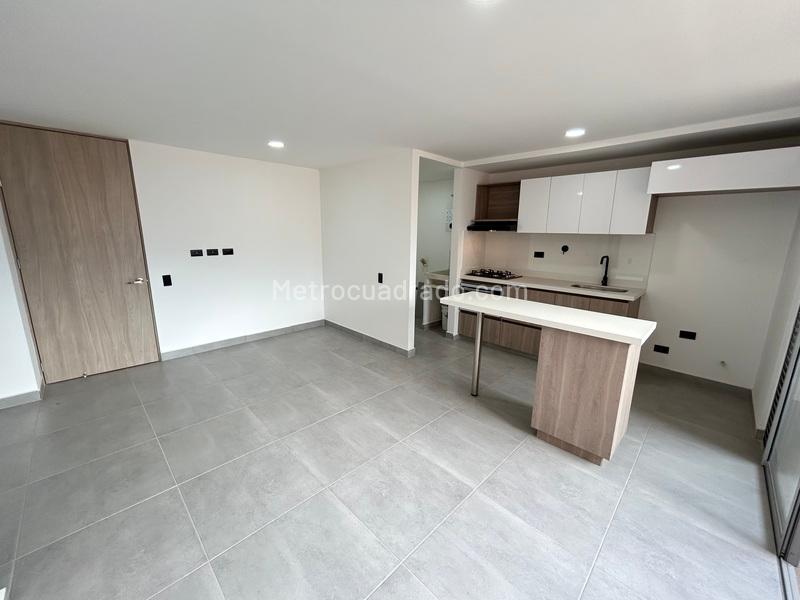 Apartamento moderno de 3 habitaciones en arriendo en Bello (Barrio Obrero) - 3