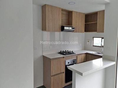 Apartamento de 3 alcobas en venta en Santana, Bello, 54 m² · foto 3 de 6