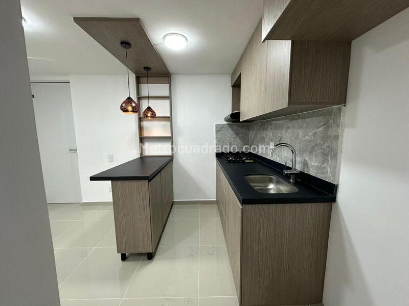 Apartamento en arriendo con 3 habitaciones en Santa Ana (Bello) - 6