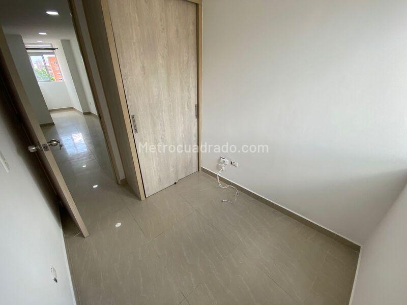 2BR Apartment in Calasanz La America - 7