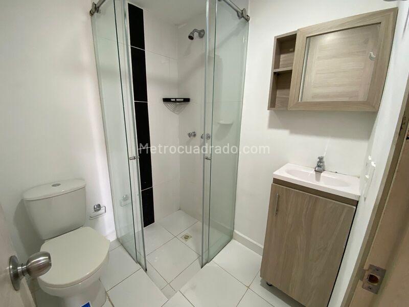 2BR Apartment in Calasanz La America - 9