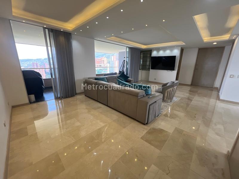 Furnished 3BR Apartment in El Tesoro