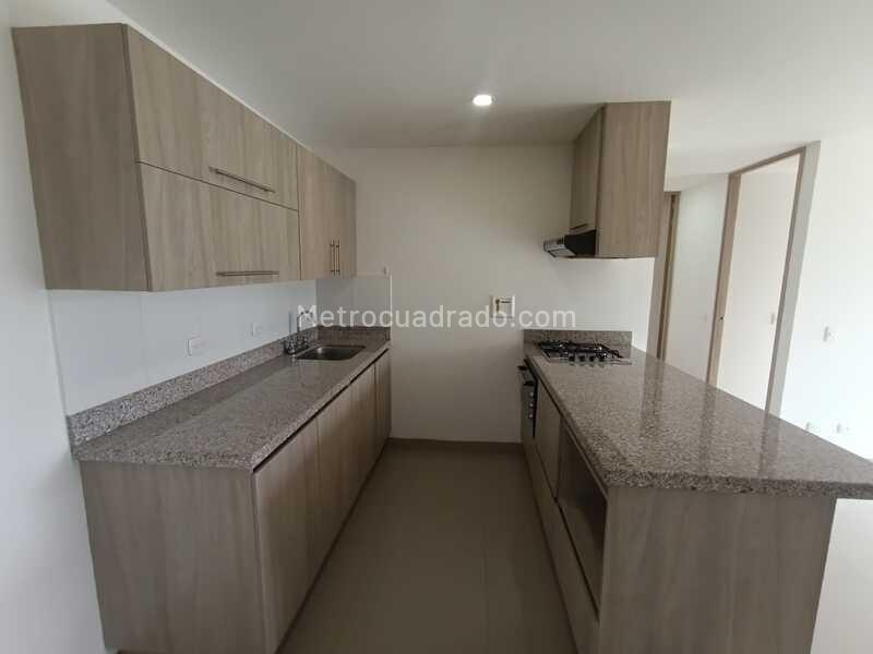 Apartamento en Arriendo, Puro Cuero, Retiro - 4