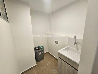 Apartamento de 3 alcobas en venta en Villa Carlota, Medellín, 140 m² · foto 18 de 20