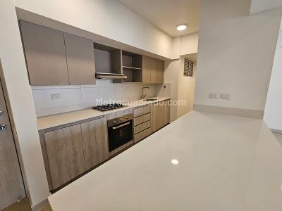 Apartamento de 3 alcobas en venta en Villa Carlota, Medellín, 140 m² · foto 2 de 20