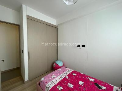 Apartamento de 3 alcobas en venta en Niquia, Bello, 78 m² · foto 11 de 15