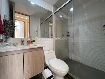 Apartamento de 3 alcobas en venta en Niquia, Bello, 78 m² · foto 12 de 15