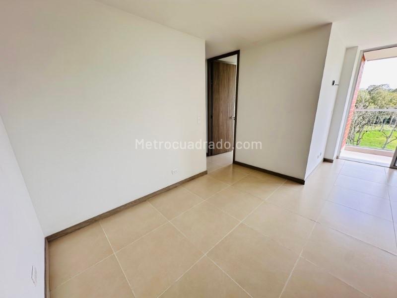 Apartamento moderno de 2 habitaciones en arriendo en Los Colegios - 3