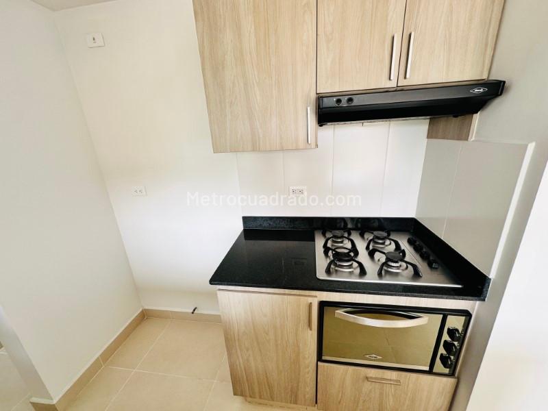 Apartamento moderno de 2 habitaciones en arriendo en Los Colegios - 8