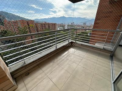 Apartamento de 3 alcobas en arriendo en Loma Del Escobero, Envigado, 108 m² · foto 16 de 18