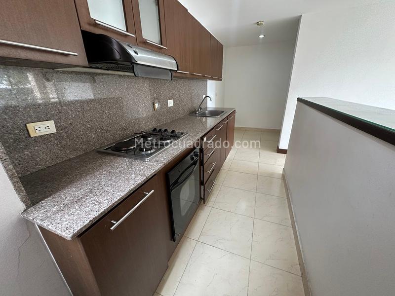3BR Apartment in Loma Del Escobero (108 m²) - 4