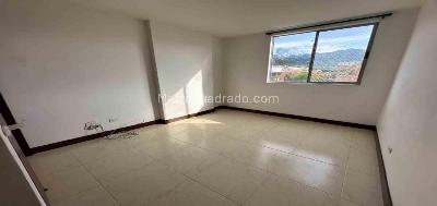 Apartamento de 3 alcobas en arriendo en Loma Del Escobero, Envigado, 108 m² · foto 8 de 18