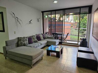 Apartamento de 3 alcobas en arriendo en El Poblado, Medellín, 95 m² · foto 2 de 14
