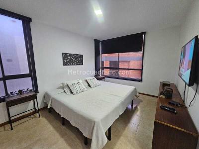 Apartamento de 3 alcobas en arriendo en El Poblado, Medellín, 95 m² · foto 9 de 14