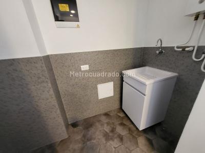 Apartaestudio en venta en El Poblado, Medellín, 63 m² · foto 13 de 13
