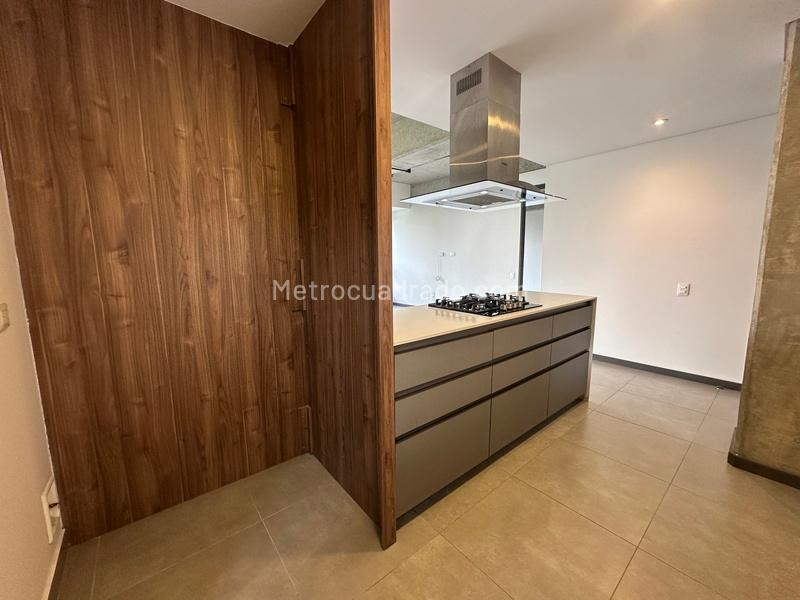 Apartamento Moderno de 2 Alcobas en El Poblado, Los Parra - 7