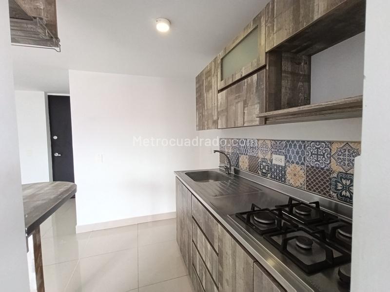 2BR Apartment in Otro (55 m²) - 4