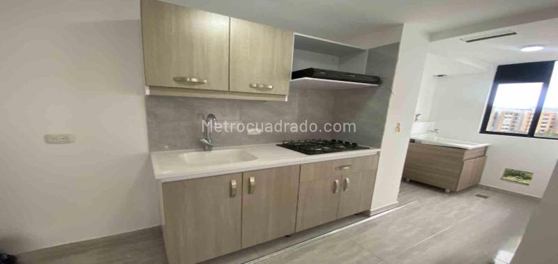 2BR Apartment in Cimarronas (50 m²) - 3