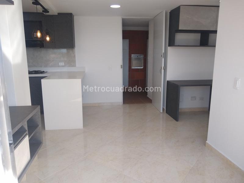 Apartamento en arriendo de 3 habitaciones en Bucaros, Bello (Santa Ana) - 2