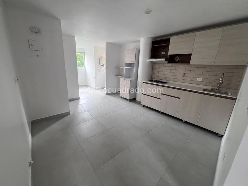 Duplex de 3 Alcobas en Milla de Oro, El Poblado - 3