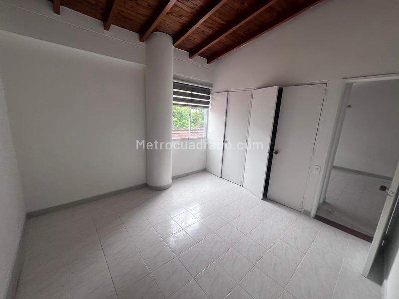 Duplex de 3 Alcobas en Milla de Oro, El Poblado - 6