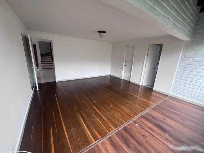 Duplex de 3 Alcobas en Milla de Oro, El Poblado - 9