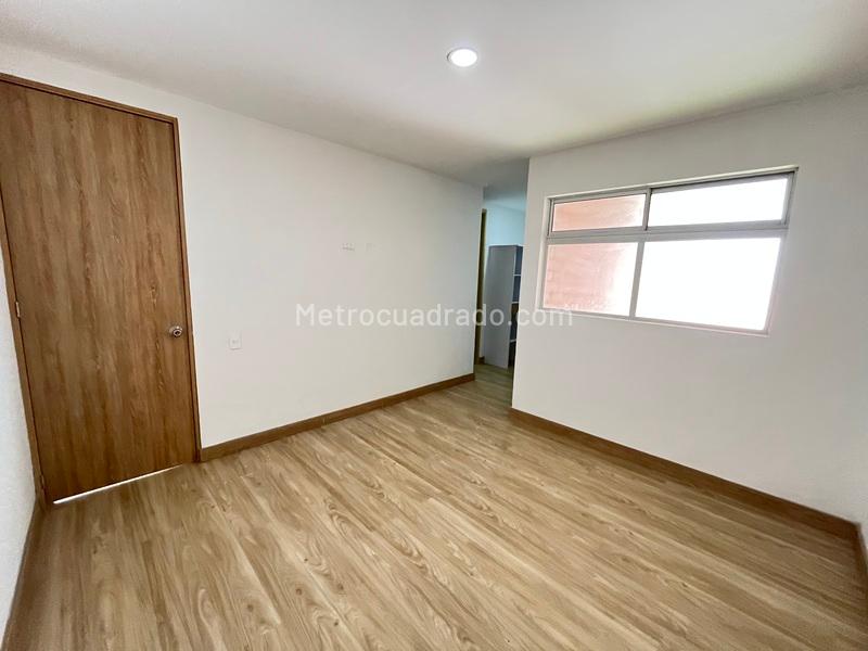 Spacious 4BR Apartment for Rent in Aves María, Sabaneta - 7