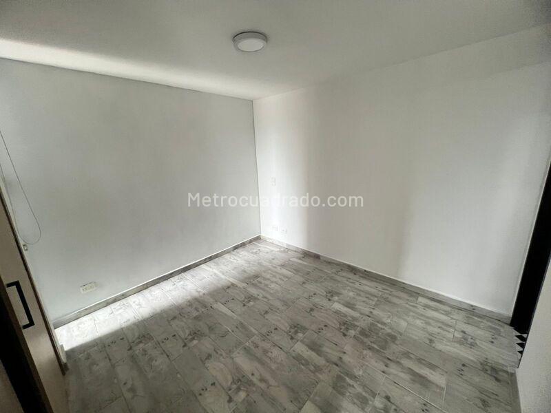 2BR Apartment in Otro (75 m²) - 5