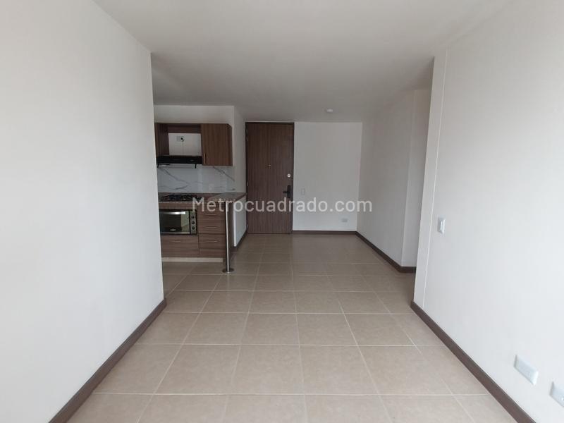 Apartamento en arriendo con 3 habitaciones en Suramérica, Itagüí - 3