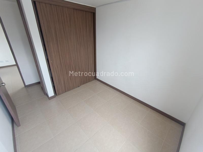 Apartamento en arriendo con 3 habitaciones en Suramérica, Itagüí - 6