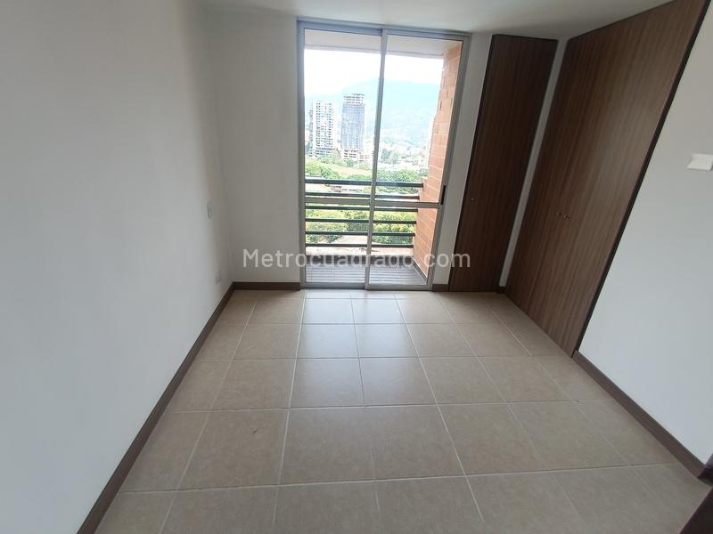 Apartamento en arriendo con 3 habitaciones en Suramérica, Itagüí - 7